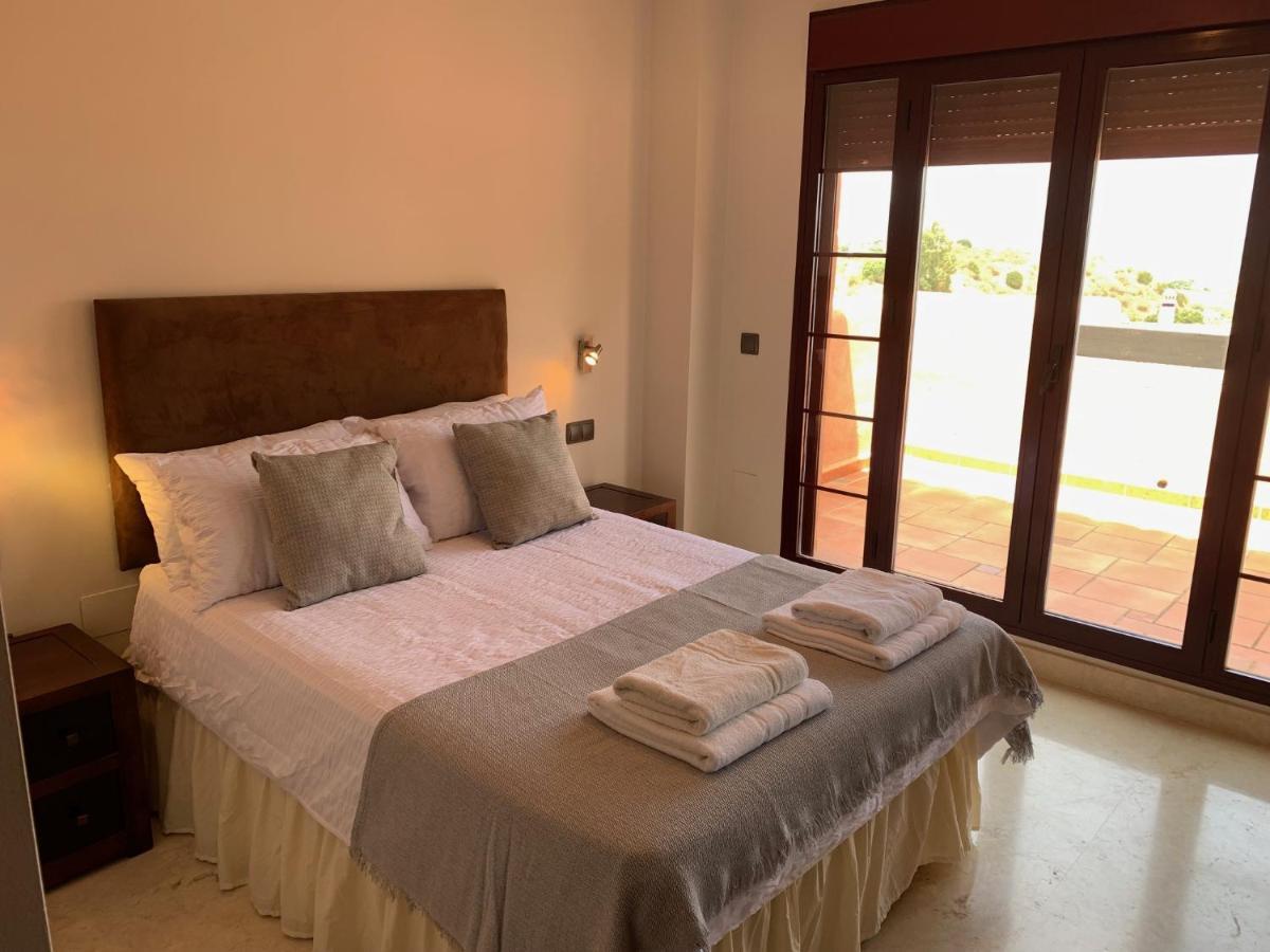 El Soto De Marbella Free Golf-Tennis-Padel-Gym 2 Bedroom Penthouse La Mairena Exterior photo