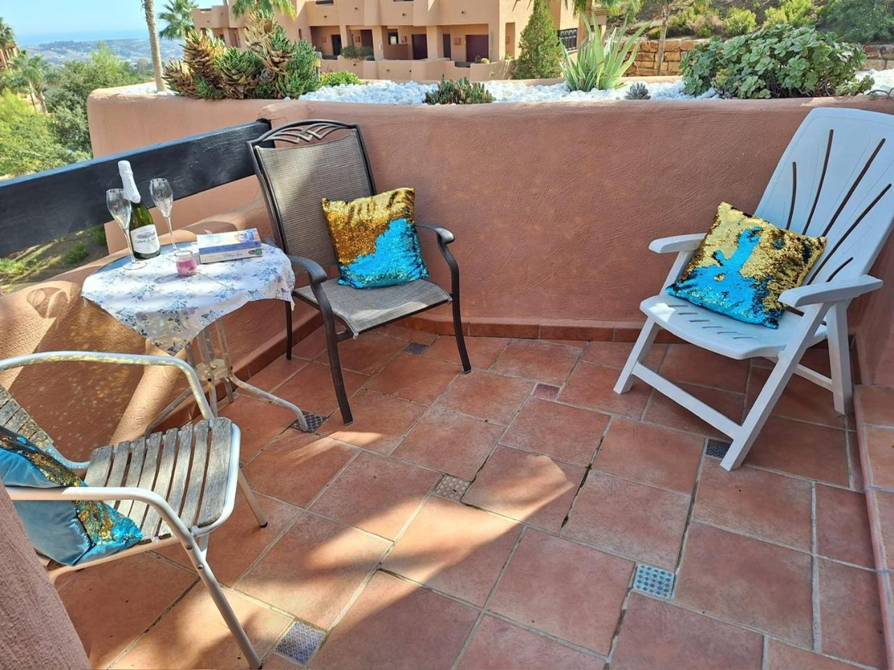 El Soto De Marbella Free Golf-Tennis-Padel-Gym 2 Bedroom Penthouse La Mairena Exterior photo